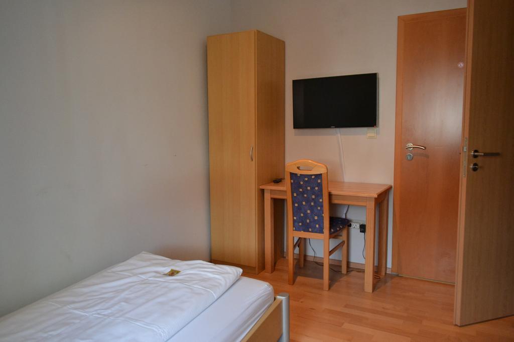 Spiranova Restaurant Und 3* Speyer